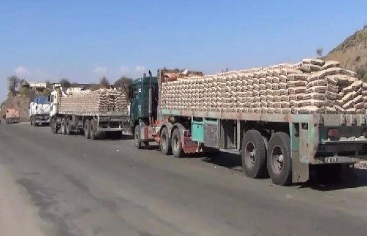 إضراب تجار الأسمنت في مناطق سيطرة الحوثيين احتجاجاً على زيادات ضريبية تتجاوز 50%