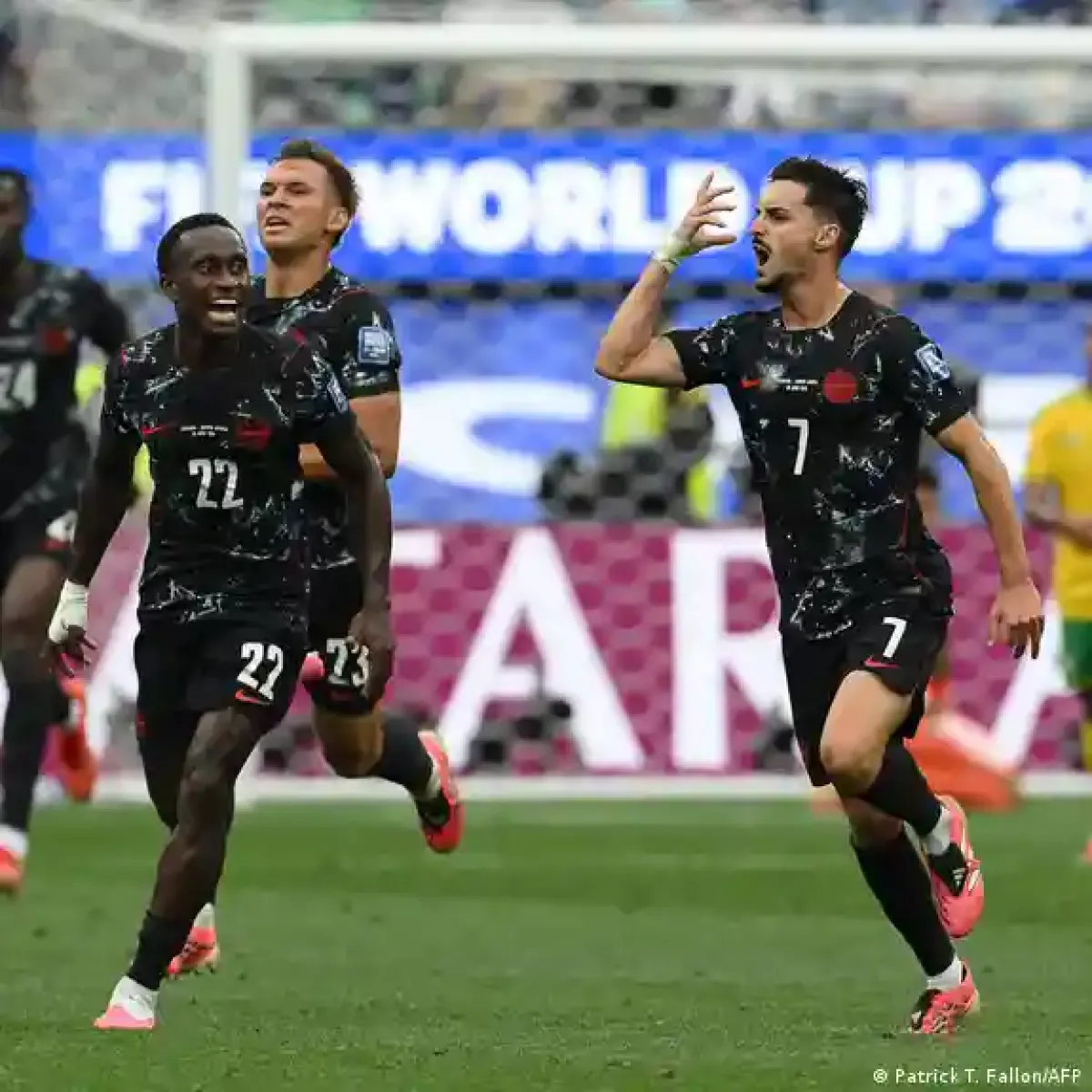 البرازيل تحبط مفاجأة اليابان وتتأهل إلى دور الـ16 في المونديال وكندا تحجز أوّل مقاعد ثمن النهائي على حساب جنوب إفريقيا