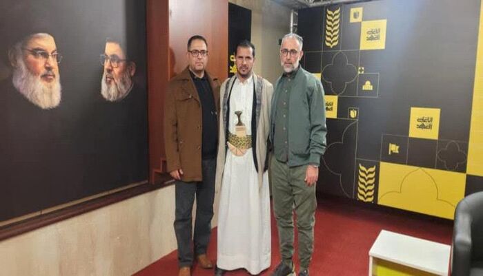 اطفال اليمن يعانون الجوع والفقر وقيادات الحوثي توزع أموال اليمنيين على عناصر حزب الله في بيروت