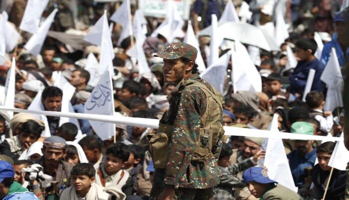 شاهد | قناة حوثية تبث اساءات أخلاقية بحق النساء في تعز وحالة استنكار وغضب شعبي | اسماء وتفاصيل