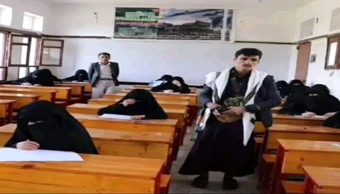 في إب .. الحوثي يقيل رئيسة مركز امتحاني لأنها رفضت الغش لقريبة قيادي بارز بالجماعة