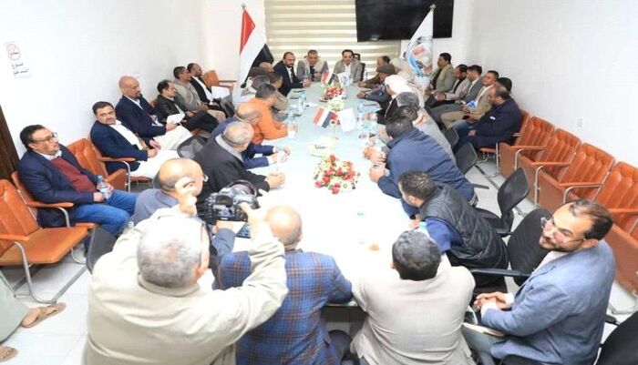 مخطط ممنهج - بدء الحرب الحوثية على كبار تجار صنعاء.. تفاصيل تفكيك أعمدة الاقتصاد لصناعة طبقة موالية