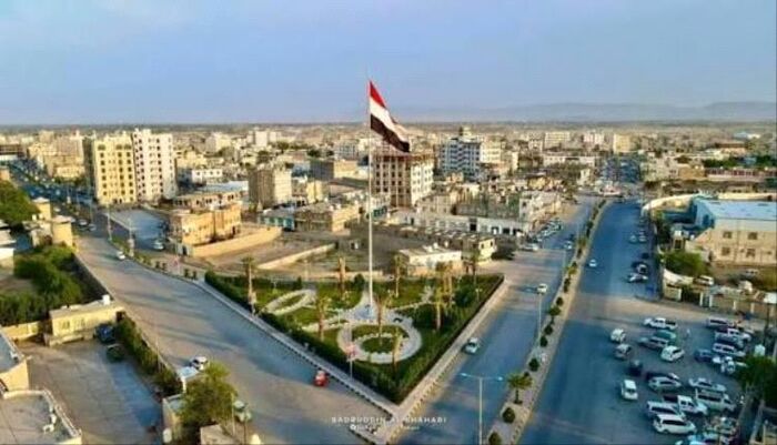 مخاوف من تفجر ازمة خطيرة وتحذيرات من انهيار وشيك في مأرب بعد انسحاب دولي