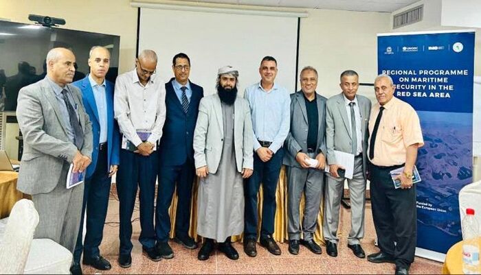 في عدن | مكافحة المخدرات بقوات الحزام الأمني تكشف طرق التهريب من أفغانستان إلى المهرة في لقاء أممي