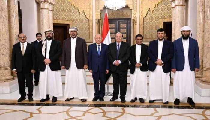 في تحليل ناري - قنبلة صحفي جنوبي تهز المشهد.. مجلس القيادة الرئاسي إلى ورشة الصيانة والغربلة قادمة