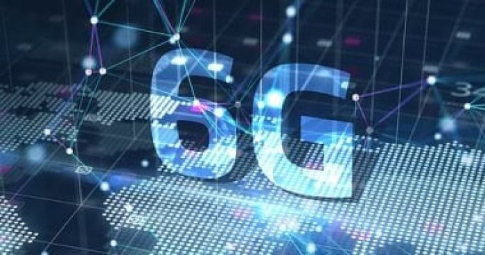 الجيل السادس (6G) يصل 2026: ثورة في المدن الذكية والسرعات الخارقة